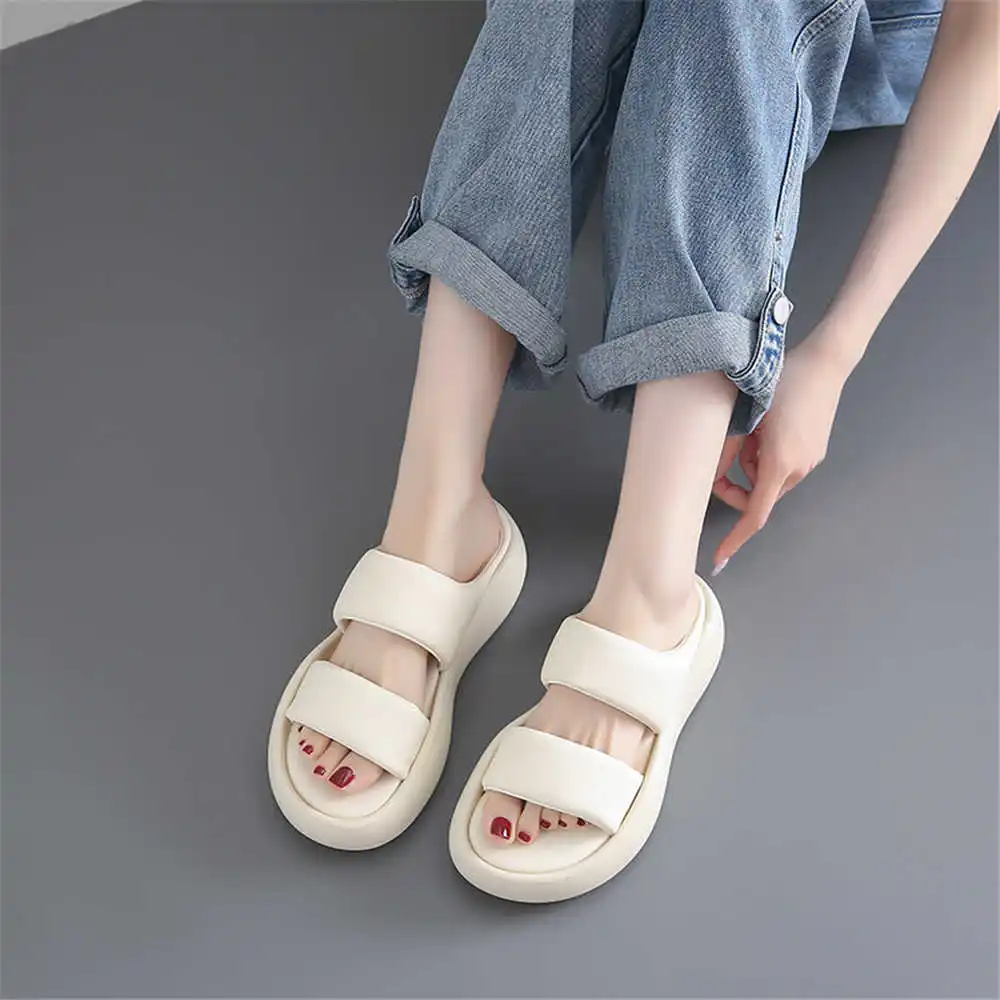 Size 39 Strips Summer Shoes Sa - Pilates Yoga Difference recensie en prijs